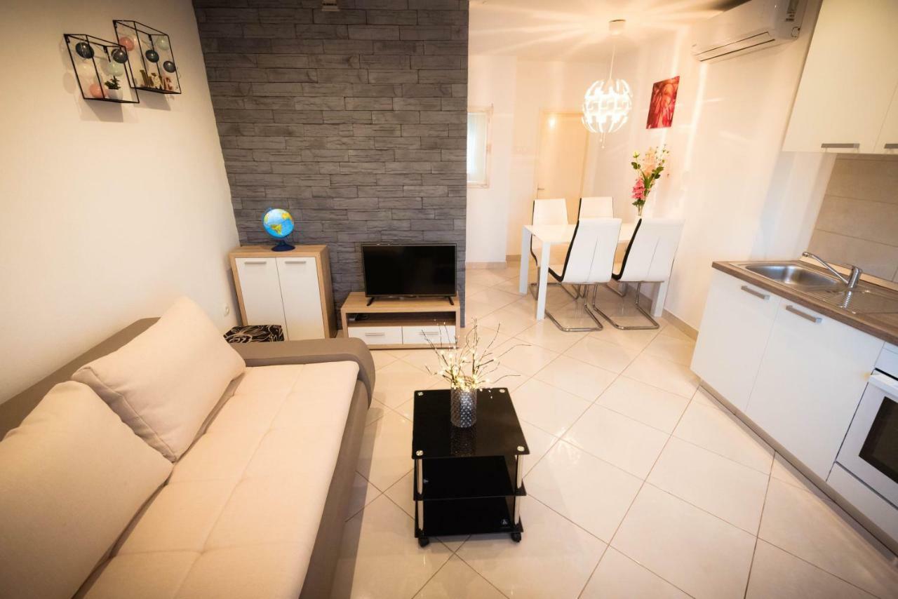 Apartments Nakic Sibenik Ngoại thất bức ảnh